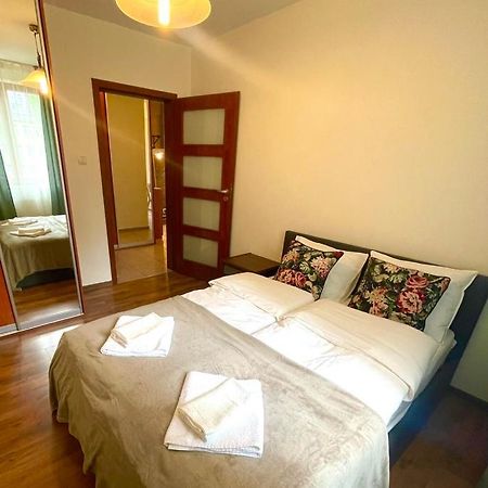 Apartamenty Na Ogrodowa Varsó Kültér fotó